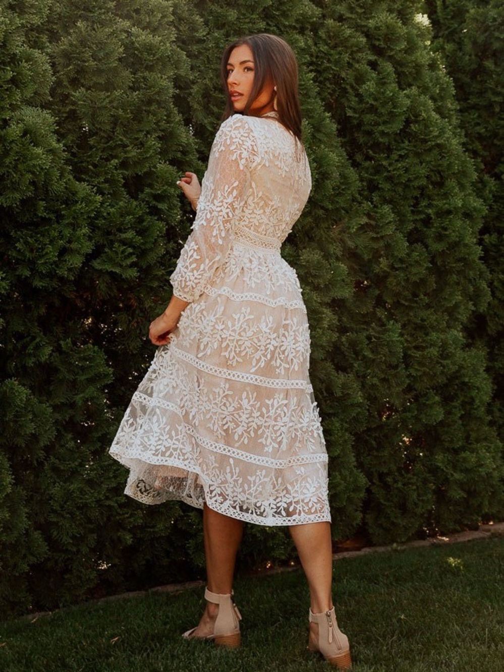 Ivy City Co Sicily Dress in Champagne Lining 2X - Picture 2 of 7
